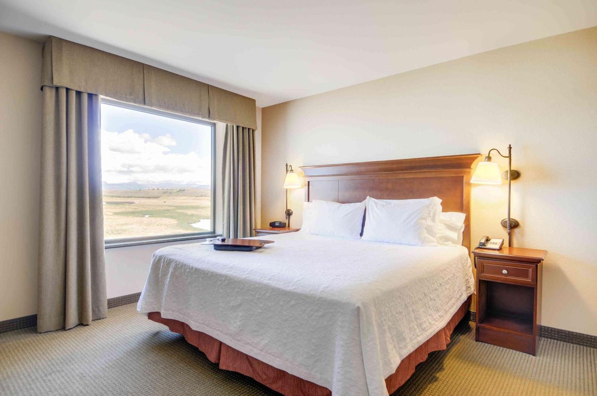 Hampton Inn & Suites Пайндейл Екстериор снимка